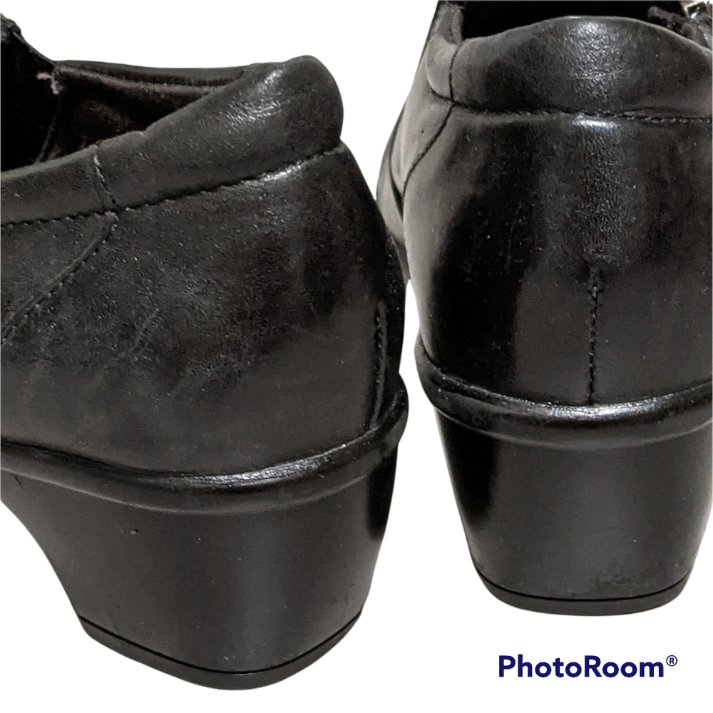 Clarks Black Leather Loafer 6.5 M Slipon Platform - Picture 6 of 12